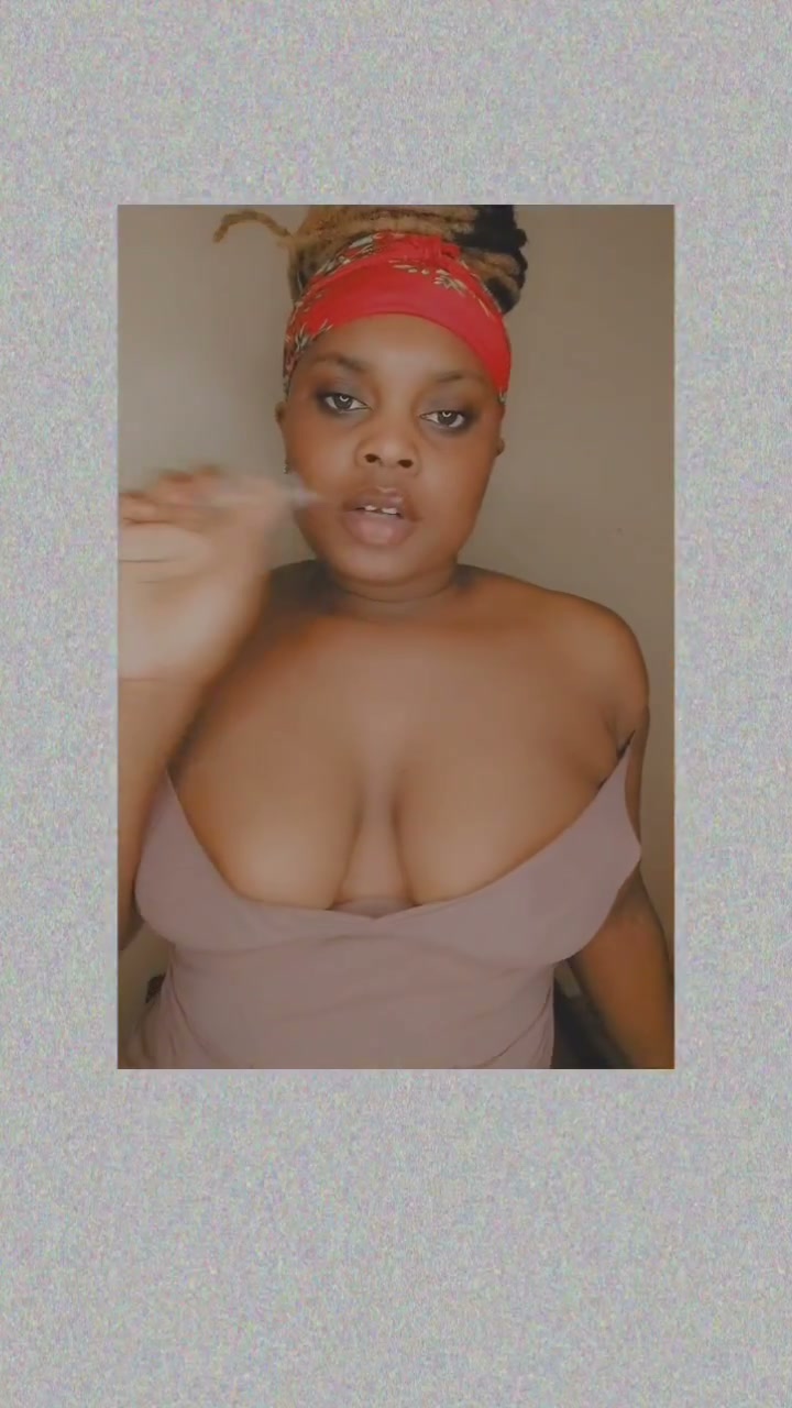 TikToker Tizah Felicia Nude